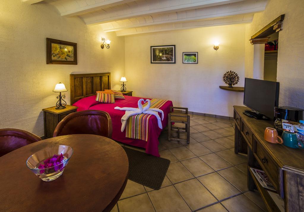 La Veranda Hotel Bed & Breakfast Tequisquiapan Habitación foto